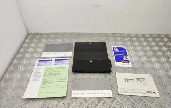 Renault Zoe Owners service history hand book 