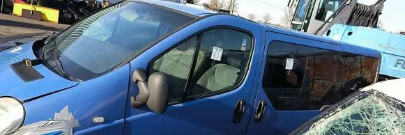 Renault Trafic II (X83) Front door