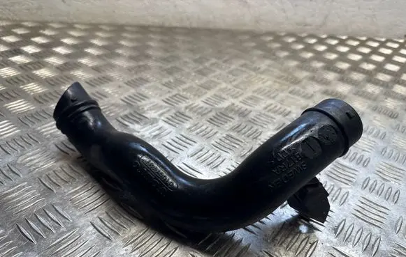 Volvo XC90 Air intake duct part 31657797