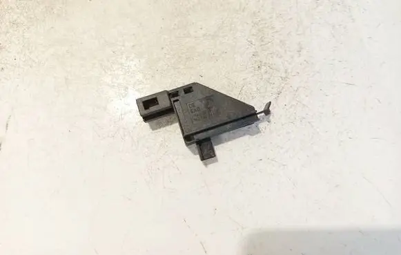 Volkswagen Golf VI Sensor 1k0947561