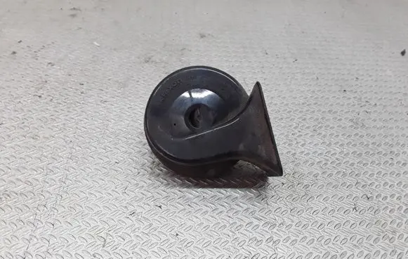 Audi A8 S8 D2 4D Horn signal 0092018