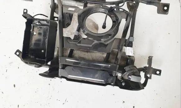 Audi A3 8Y Fuel tank mounting bracket 