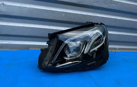 Mercedes-Benz E W213 Headlight/headlamp A2139066504 1EX2017D