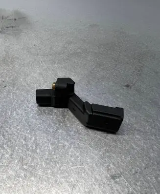 Volkswagen Golf V Camshaft position sensor ---