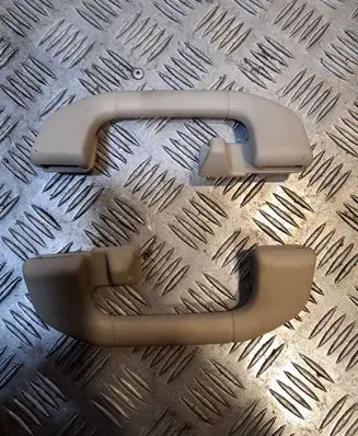 Mercedes-Benz E W212 Rear interior roof grab handle A2048100151