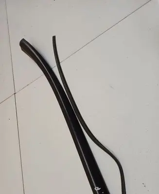 Honda Civic Front door glass trim molding 73152S6A