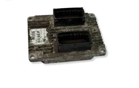 Fiat Punto (188) Engine control unit/module 51798649 6DUHRYC4H 6160109808