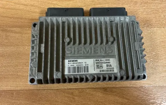 Peugeot 407 Gearbox control unit/module 9654232880 8200302005