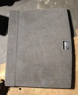 Trunk/boot floor carpet liner