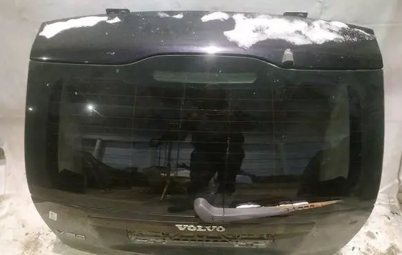 Volvo V50 Tailgate/trunk/boot lid JUODAS