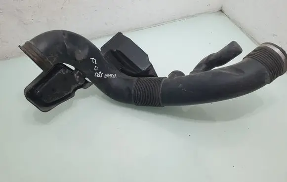 Volvo S80 Air intake duct part 31305036