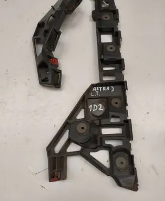 Opel Astra J Bumper support mounting bracket corner 20877797