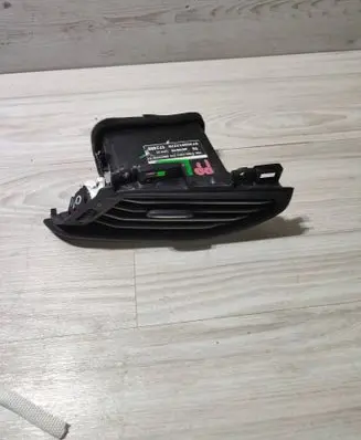 Fiat Tipo Dash center air vent grill 07356013270