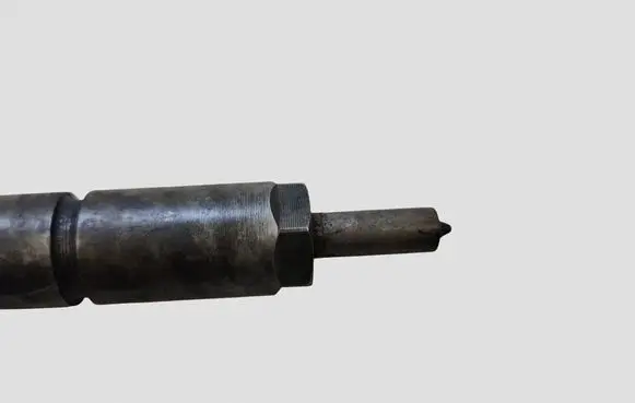 Ford Focus C-MAX Fuel injector 0445110259