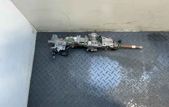 BMW Z4 E85 E86 Steering wheel axle set 6777342 6760232