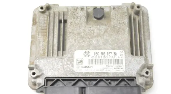 Volkswagen Golf VI Engine control unit/module 03C906027BA