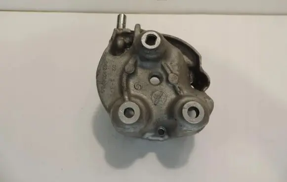 Opel Grandland X Engine mount bracket 9824088780
