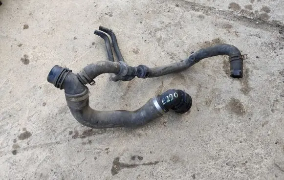 Mercedes-Benz E W213 Engine coolant pipe/hose A2135014100 CT157045 KKK667065A1P3
