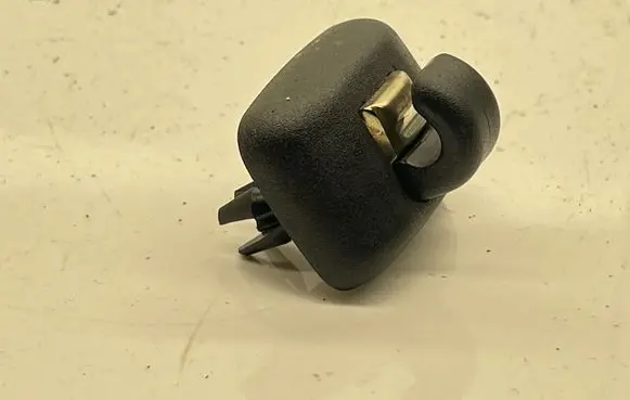 Audi A4 S4 B6 8E 8H Sun visor clip/hook/bracket 8E0857561