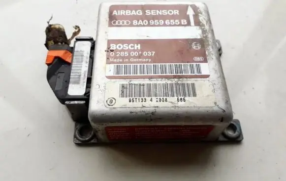 Audi A6 S6 C4 4A Airbag control unit/module 8A0959655B 0285001037