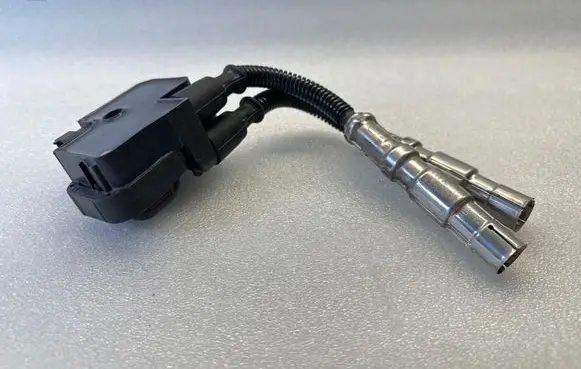 Mercedes-Benz CLK A209 C209 High voltage ignition coil A0001587803 0221503035 02T190