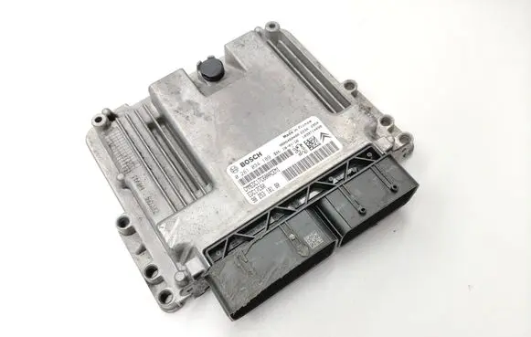 Peugeot 3008 I Engine control unit/module 0281034189 9825318180 9806460480