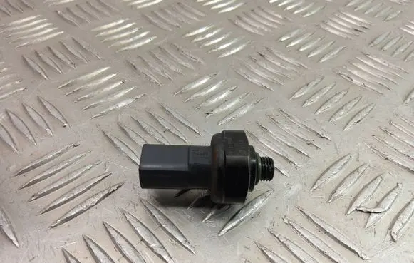 BMW 5 F10 F11 Air conditioning (A/C) pressure sensor 9141958