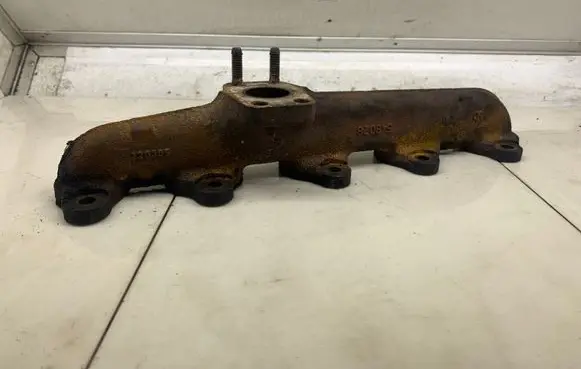 Volvo S40 Exhaust manifold 548028