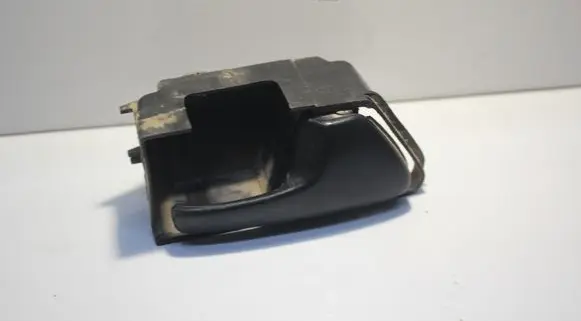 Volkswagen Golf III Front door interior handle 1H0837142