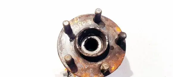 Subaru Legacy Rear wheel hub