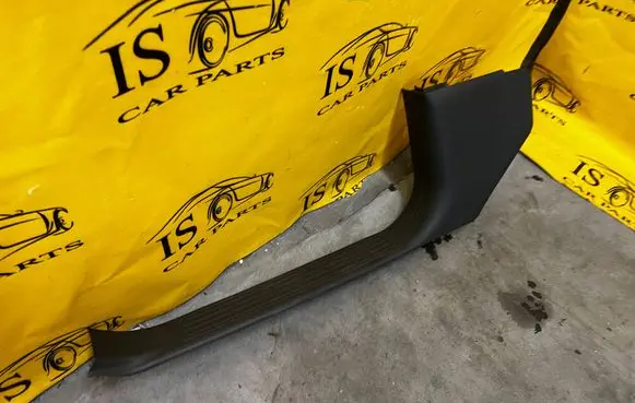 Mercedes-Benz GL X166 Front sill trim cover A1666800135