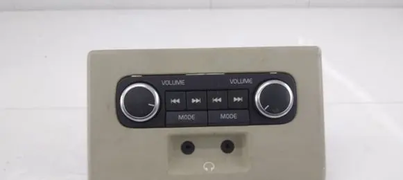 Volvo XC70 Head unit multimedia control 39872025