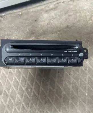 Chrysler Voyager CD/DVD changer P05064003AH