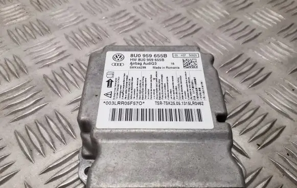 Audi Q3 8U Airbag control unit/module 8U0959655B