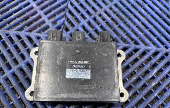 Lexus IS III XE30 Injection control unit/module 8987130050 1310001671