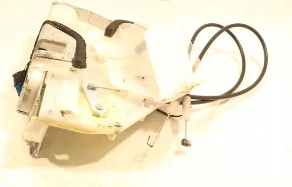 Fiat Sedici Front door lock 8220279J10
