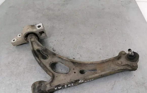Volkswagen Eos Front lower control arm/wishbone