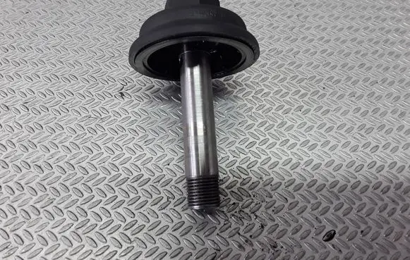 Volkswagen PASSAT B5 Oil filter cover 038117061