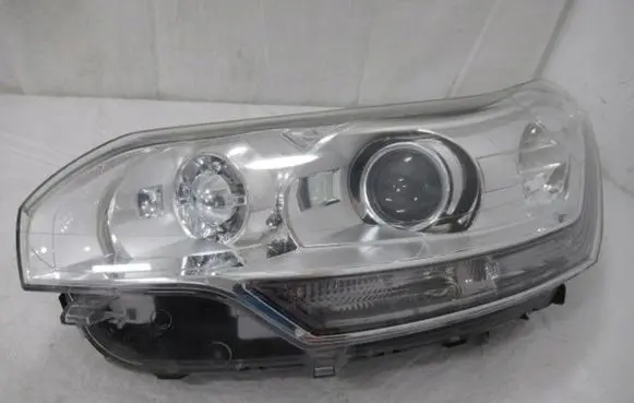 Citroen C5 Headlight/headlamp 9689037880