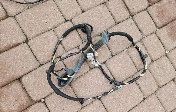 Opel Insignia A Tailgate/trunk wiring harness 23176508-