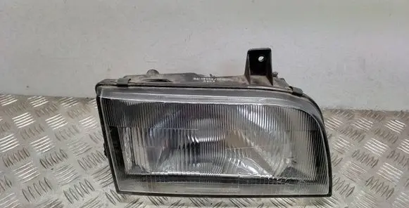 KIA Sportage Headlight/headlamp 0K01L51020
