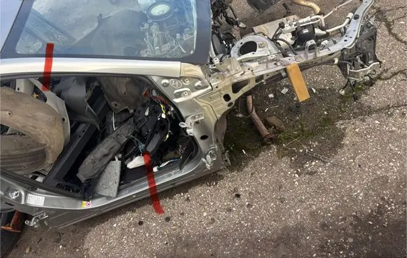 Toyota Avensis T270 Front quarter panel 