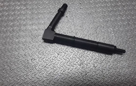 Nissan Almera N16 Fuel injector Z484391