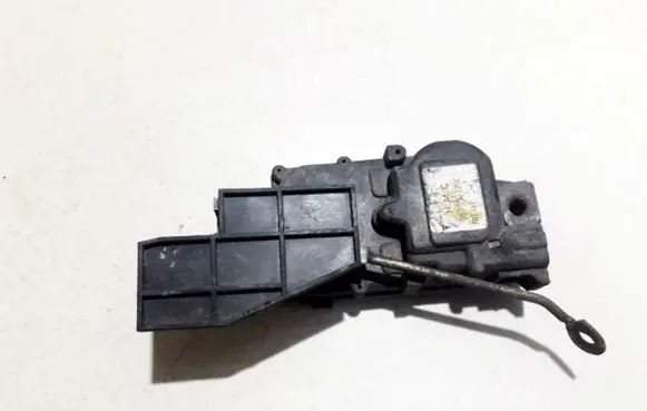 Hyundai Coupe Central locking motor 9575027000 9575827000