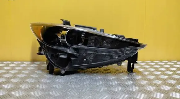 Mazda CX-5 II Headlight/headlamp KB8A51030 2069
