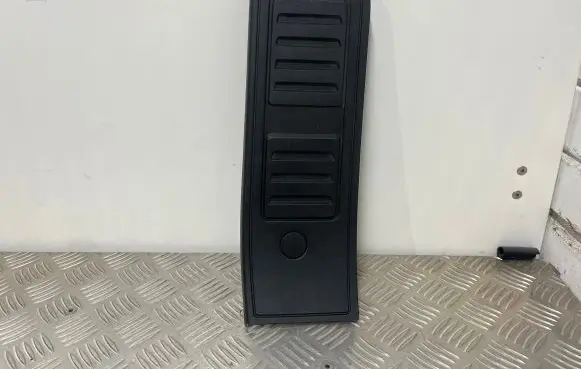 Audi A7 S7 4K8 Foot rest pad/dead pedal 4K1864777B