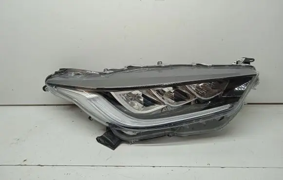 Toyota Yaris XP210 Headlight/headlamp 27583R 27582R