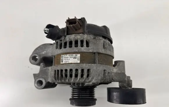 Ford Fusion II Generator/alternator DS7T10300DB