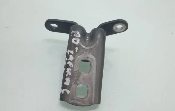 Opel Zafira C Front door lower hinge 