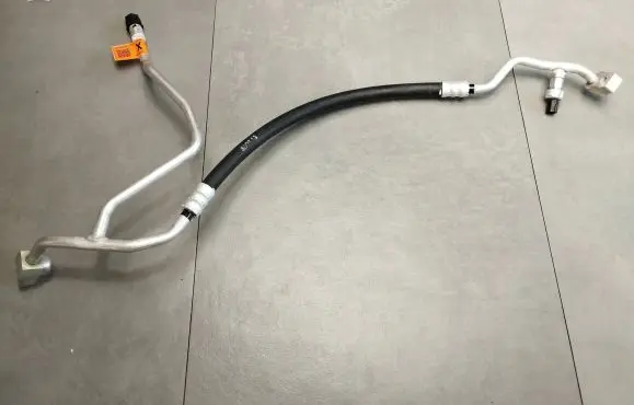 Volkswagen Amarok II Air conditioning (A/C) pipe/hose MB3B19C700XC